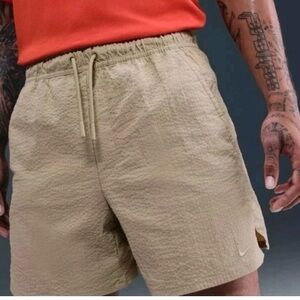 Nike unlimited 5” Men's Beige Athletic Shorts
